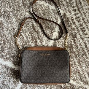 Michael Kors Crossbody Purse